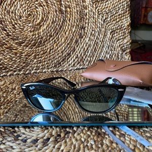 Ray-Ban Cat Eye Real Cute Sunglasses